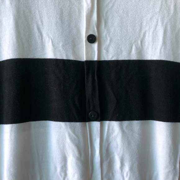 Cable & Gauge | Striped Scoop-Neck Tee - Picture 4 of 4